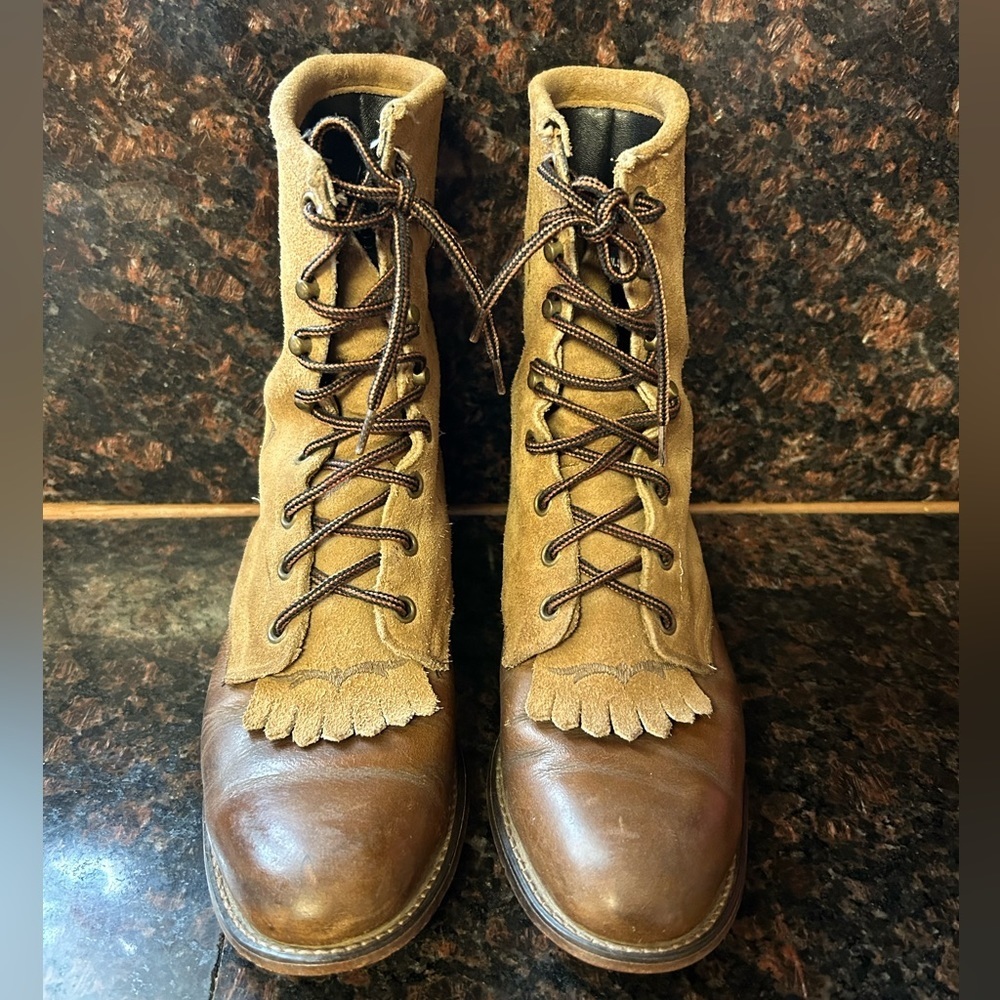 Laredo Kiltie Leather, two tone suede and leather with embroidery boots Size 7.5